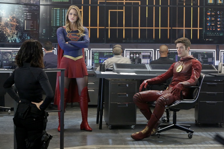 Crossover de Supergirl e The Flash no Warner Channel (2)