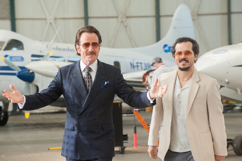 Mazur e Abreu tentam se aproximar de Escobar para desbaratar o Cartel de Medellín.