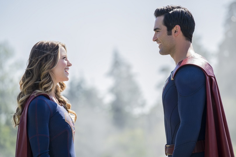 Já na 2ª temporada, Supergirl encontrou seu primo, o Superman! (Foto: The CW)